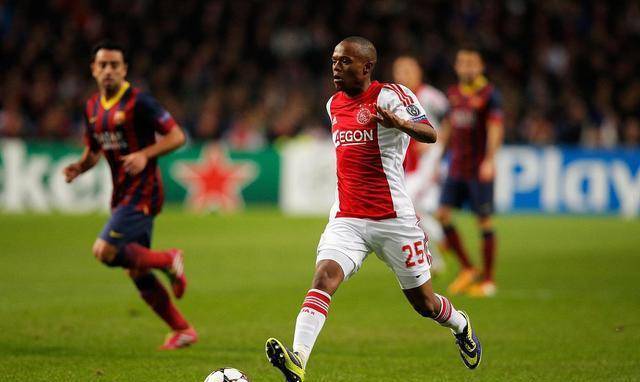 际赛事中屡 际赛事中屡