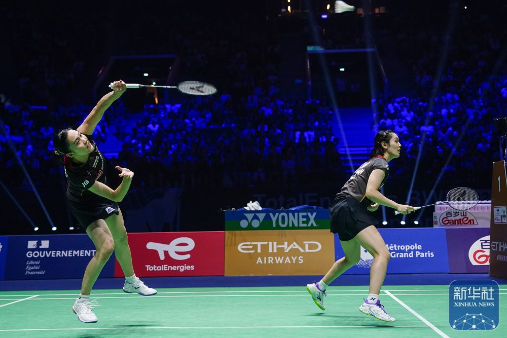 了强有力的 了强有力的