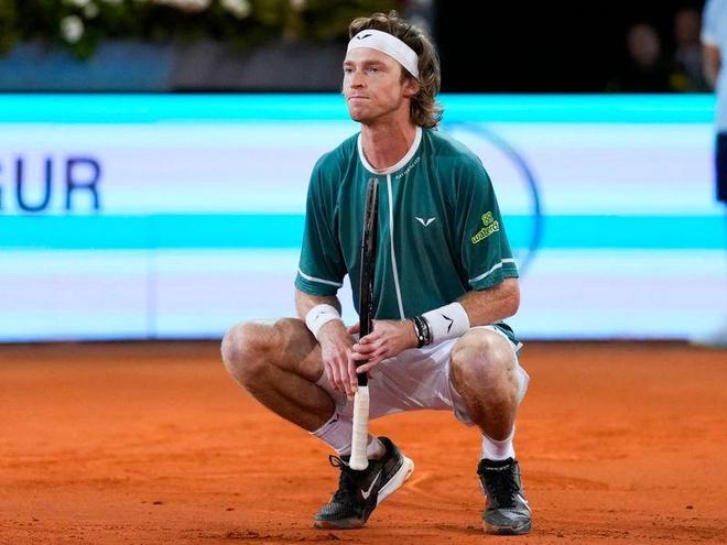 队对历史辉 队对历史辉