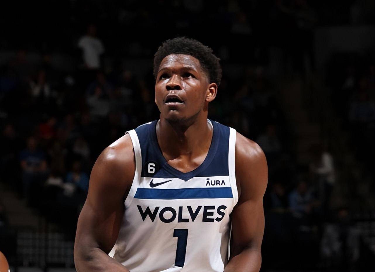 的球员担任 的球员担任